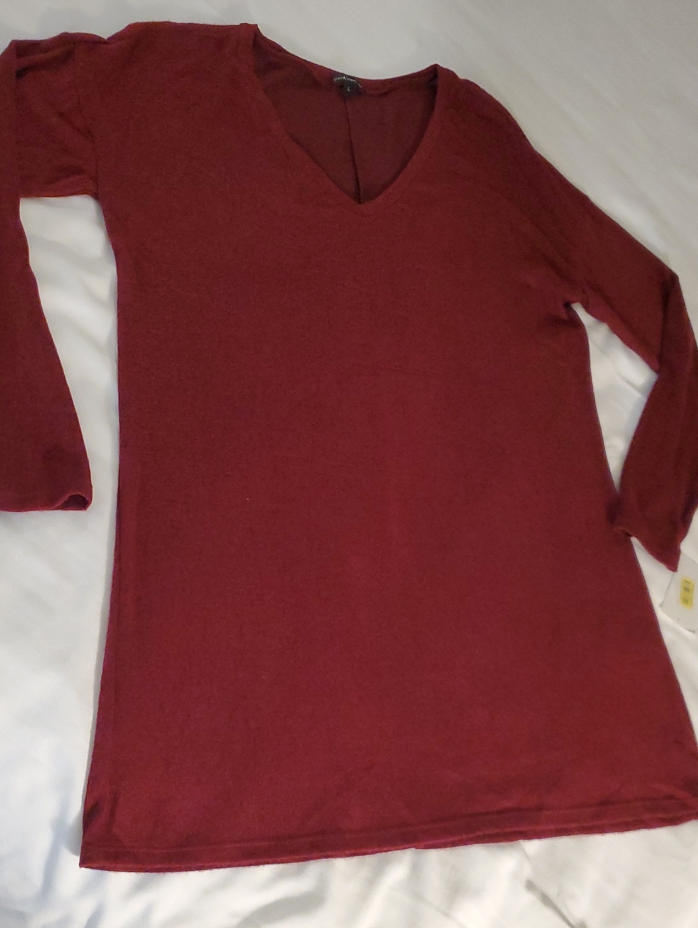 Womens V-Neck Long Sleeve Top - Burgundy